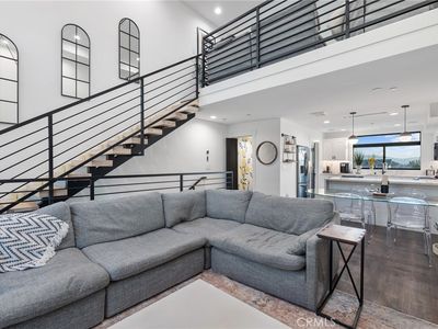 11324 W Raitt Ln, North Hollywood, CA, 91606