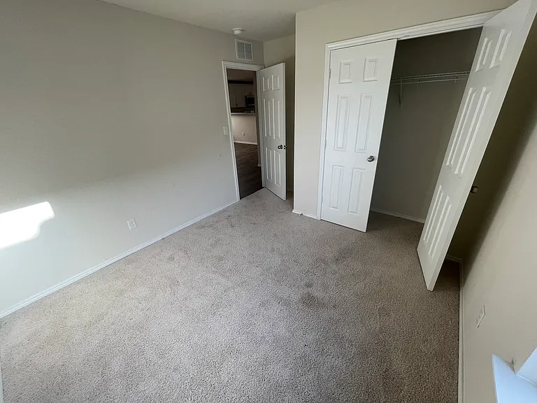 13738 Crossbow Rdg — Photo 16