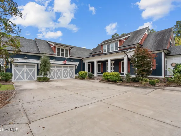 314 E Rolling Meadows Road, Hampstead, NC 28443