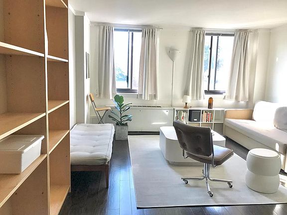 2nd image of 801 N Pitt St APT 223