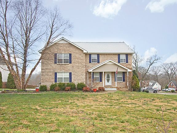 2nd image of 711 Meadowgate Ln