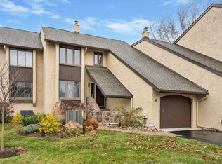 42 Golf Club Dr, Langhorne, PA 19047