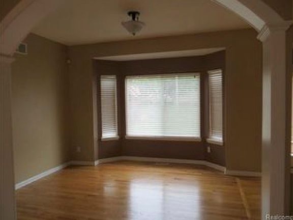 Den/Dining Room