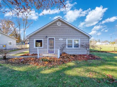 884 Bryant Ave, Jackson, MI, 49202