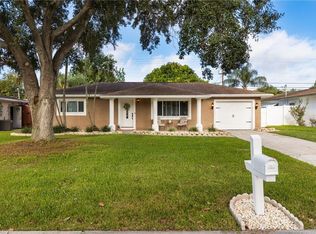 1252 Burma Ave, Clearwater, FL 33764
