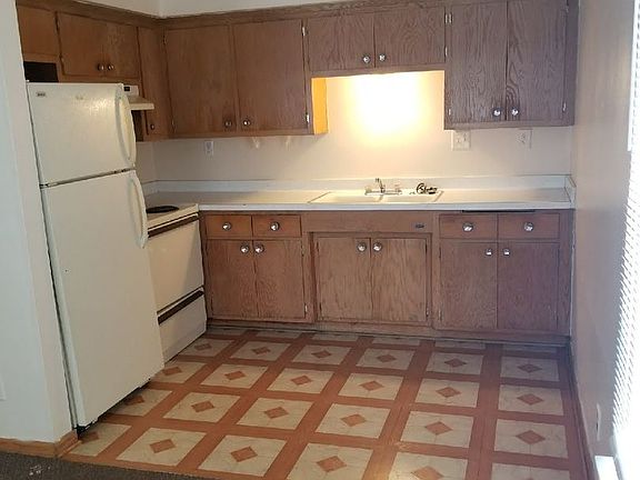 5th image of 2269 S 69th St #11652895