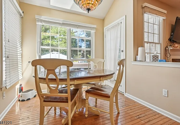 233 Patriot Hill Dr — Photo 5