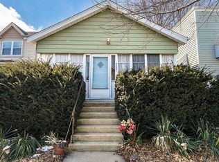 4232 N Newcastle Ave, Harwood Heights, IL 60706