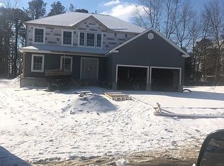 1049 Crew Ln, Manahawkin, NJ 08050