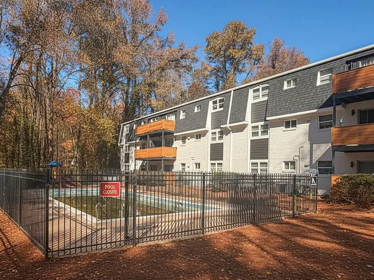 Skye at East Lake — Photo 18