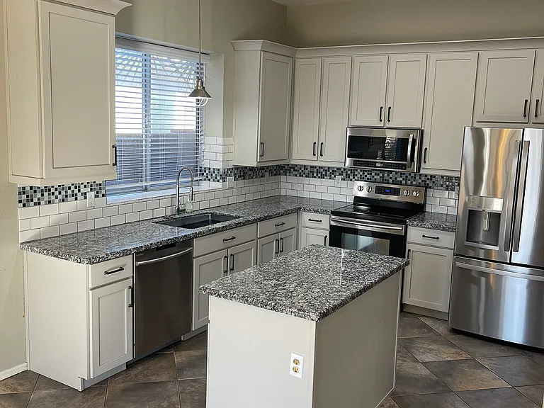 871 W Cherrywood Dr — Photo 11