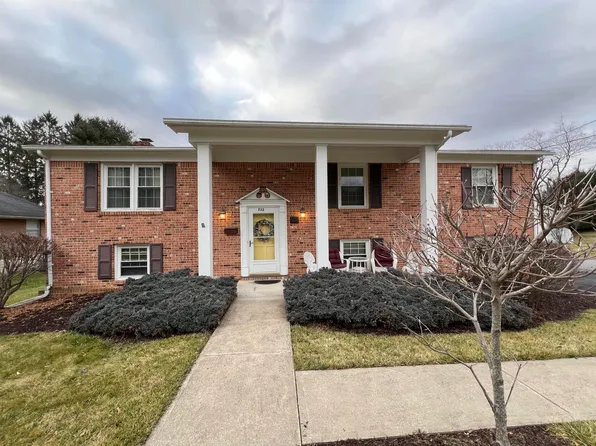 732 Lafayette St, Lewisburg, WV 24901