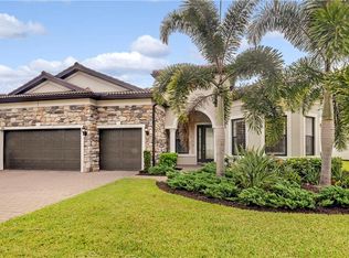7744 Grande Shores Dr, Sarasota, FL 34240