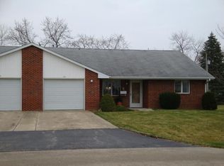 421 N 4th St, Cissna Park, IL 60924