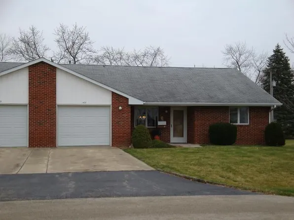 421 N 4th St, Cissna Park, IL 60924