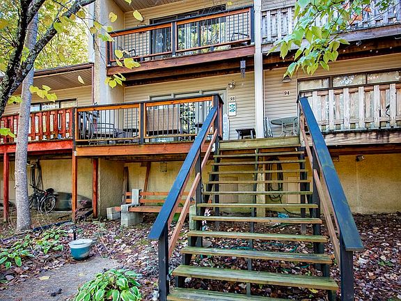 2nd image of 601 Dave Creek Pkwy APT 93