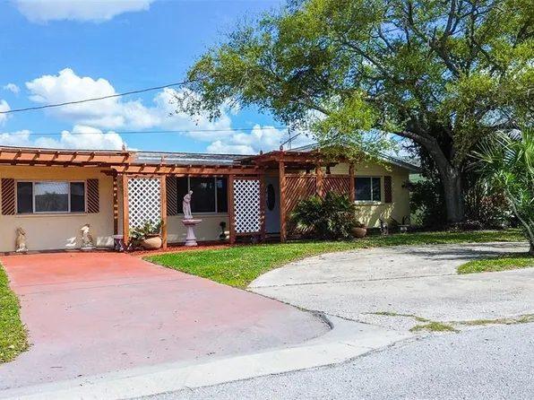 13706 Britton Dr, Hudson, FL 34667