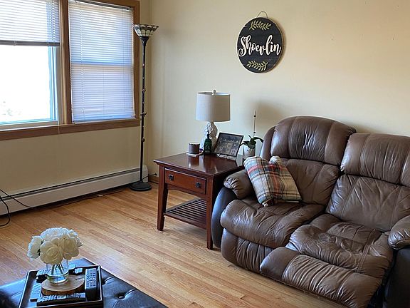 2nd image of 5704 N Oriole Ave APT 3A