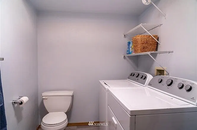 3 bed, 2.5 bath, 1514 sqft, $1,320 — Photo 3