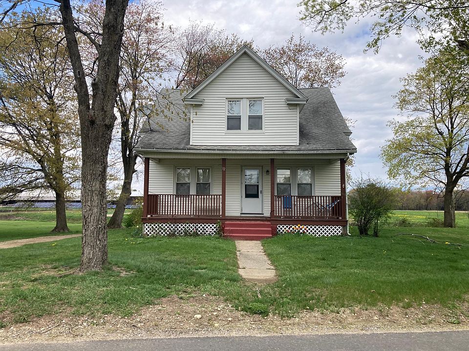 1st image of 32 Knightly Rd
