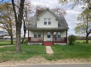 32 Knightly Rd, Hadley, MA 01035