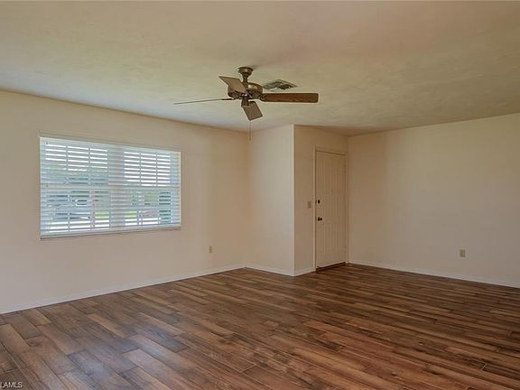 3rd image of 9294 San Carlos Blvd