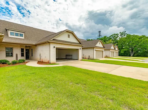 709 Brambling Ct, Cantonment, FL 32533