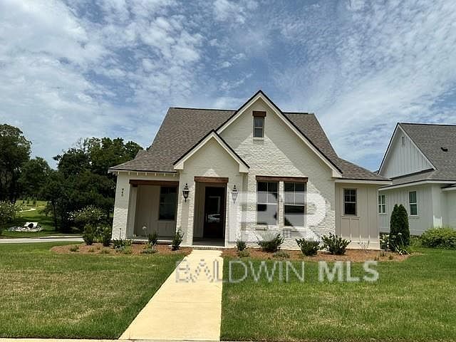 1st image of 845 Geranium Dr