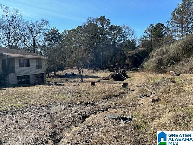 2nd image of 7191 Parkway Dr