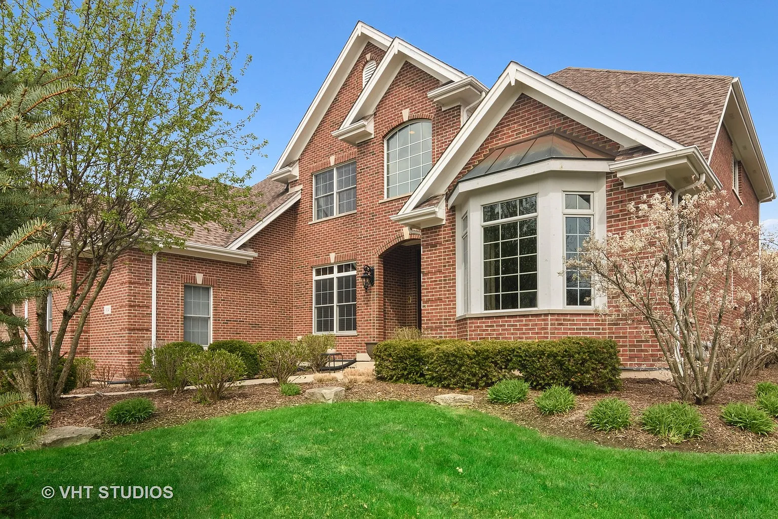 914 Lorie Ln photo 1