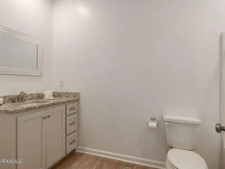 109 Tyreek Dr — Photo 14