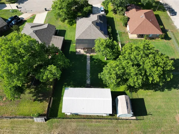 202 E Hall Ct, Early, TX 76802