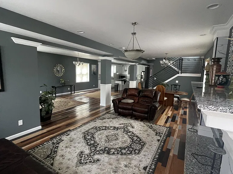 3432 N Capitol Ave — Photo 7