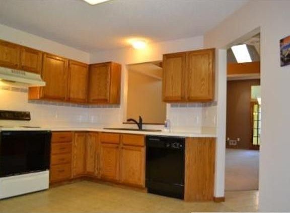 2nd image of 14519 Eureka Ct
