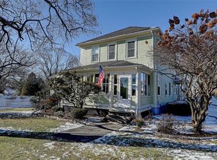 61 Reynolds St, East Greenwich, RI 02818