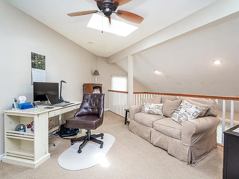 245 Crabtree Ct — Photo 16