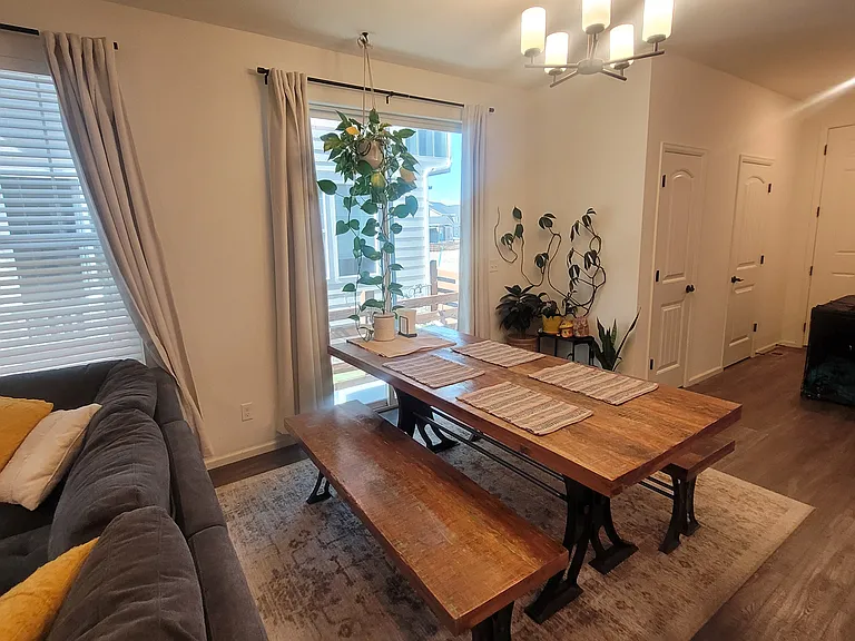 385 Rodden Dr — Photo 7