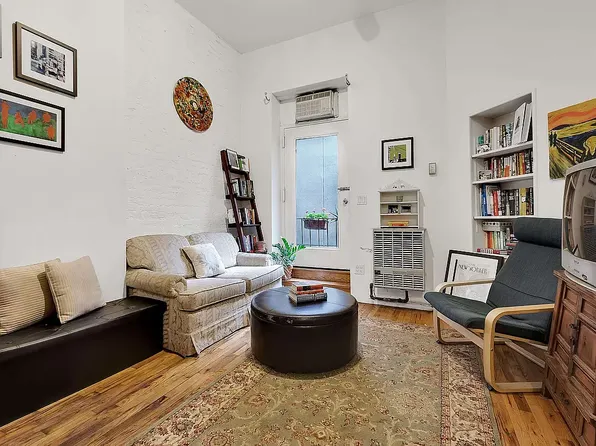 949 Columbus Avenue 1 image 1 of 5