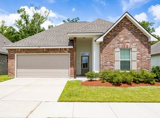 810 Palmetto Point Dr, Baton Rouge, LA 70820