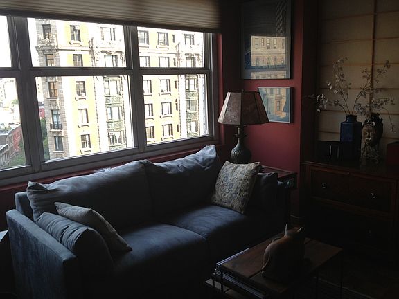 2nd image of 155 W 68th St APT 911
