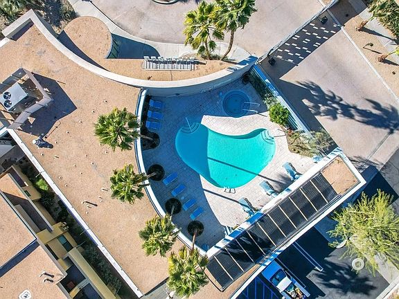 3rd image of 820 E Palm Canyon Dr Unit 102