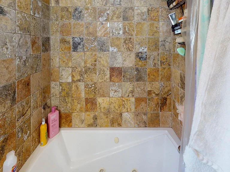 8 North St #2 — Photo 29