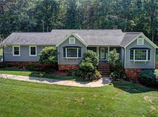 203 Mountain View Ct, King, NC 27021