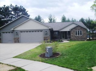 4544 Springfield Dr, Eau Claire, WI 54701