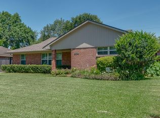 5034 Redstart St, Houston, TX 77035