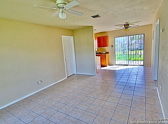 5th image of 8726 Yellow Knife St