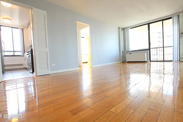 Rented by Citi Habitats | media 9