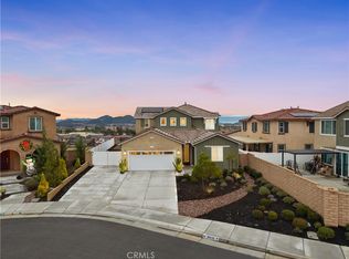 30646 Canary Palm Cir, Menifee, CA 92584