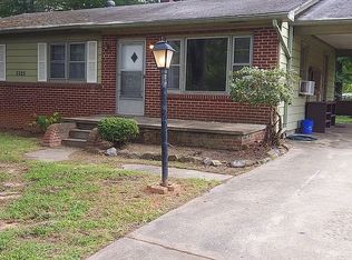 5525 Pine View Dr, Winston Salem, NC 27105