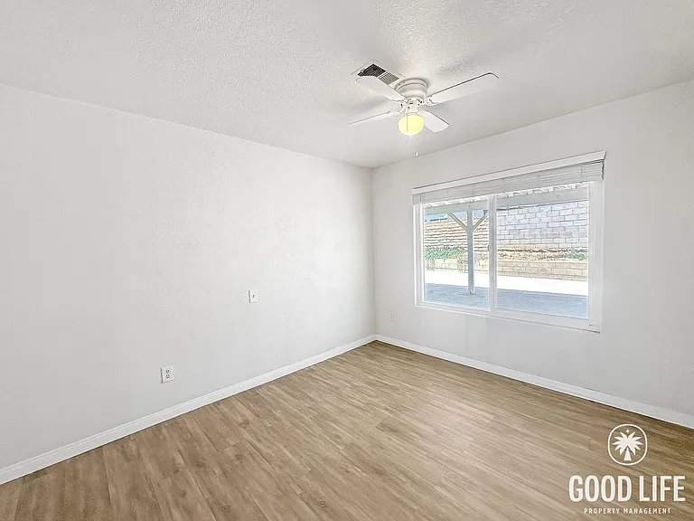 1311 Carnell Ct — Photo 29